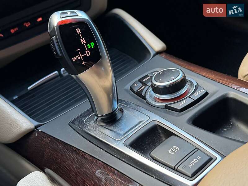 Внедорожник / Кроссовер BMW X6 2011 в Киеве