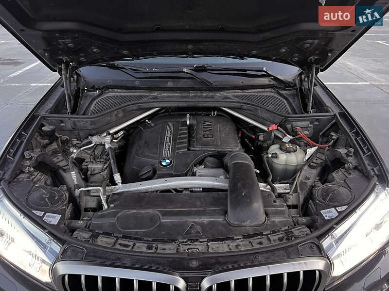Внедорожник / Кроссовер BMW X6 2016 в Киеве