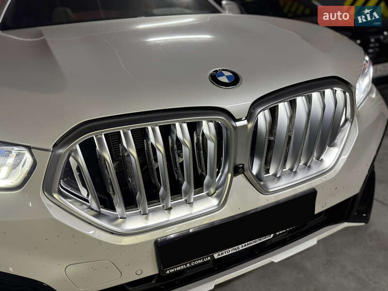 Позашляховик / Кросовер BMW X6 2020 в Чернівцях