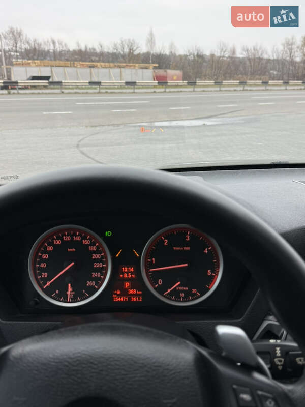 Внедорожник / Кроссовер BMW X6 2011 в Черновцах