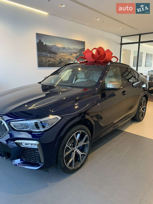 Внедорожник / Кроссовер BMW X6 2020 в Киеве