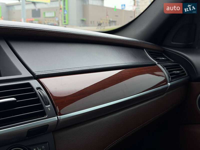 Внедорожник / Кроссовер BMW X6 2011 в Кривом Роге