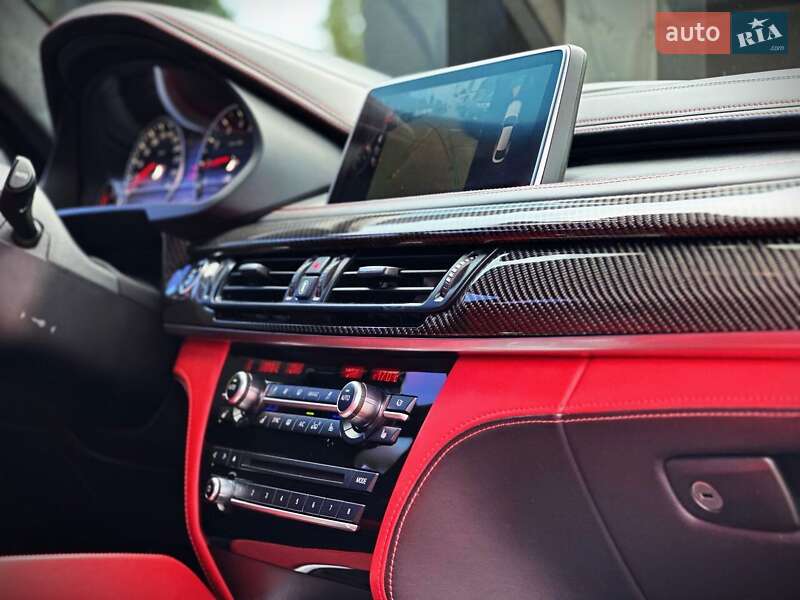 Внедорожник / Кроссовер BMW X6 2015 в Киеве