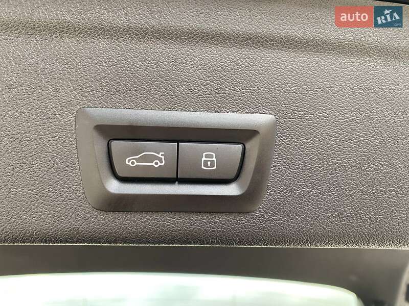 Позашляховик / Кросовер BMW X6 2023 в Львові фото 34 Позашляховик / Кросовер BMW X6 2023 в Львові