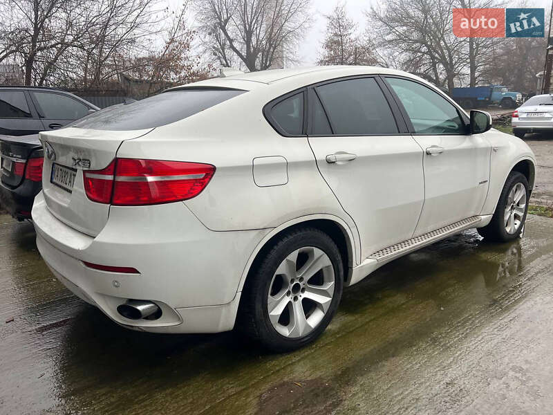 Внедорожник / Кроссовер BMW X6 2010 в Киеве
