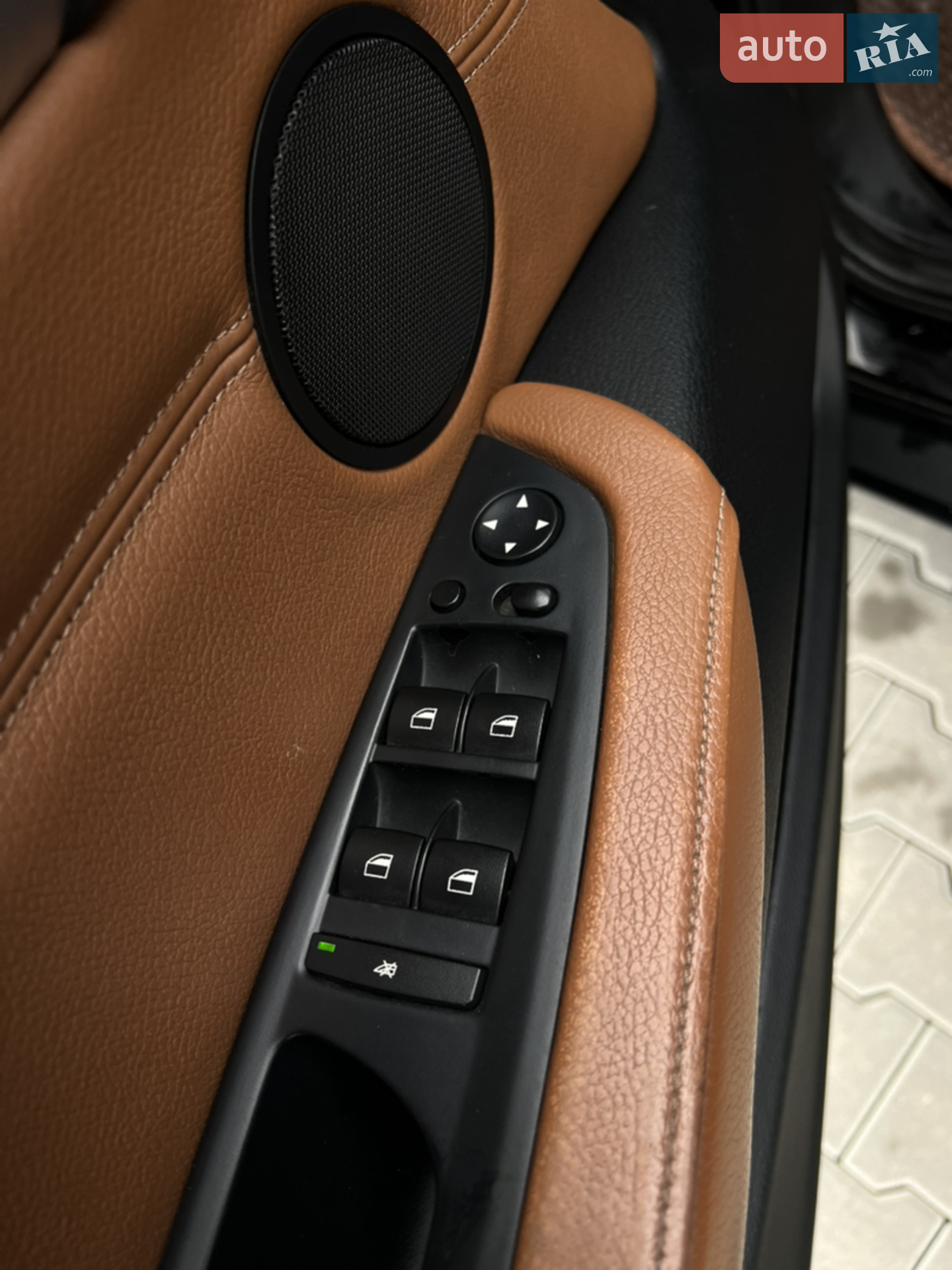 2011 BMW X6 - мініатюра 37