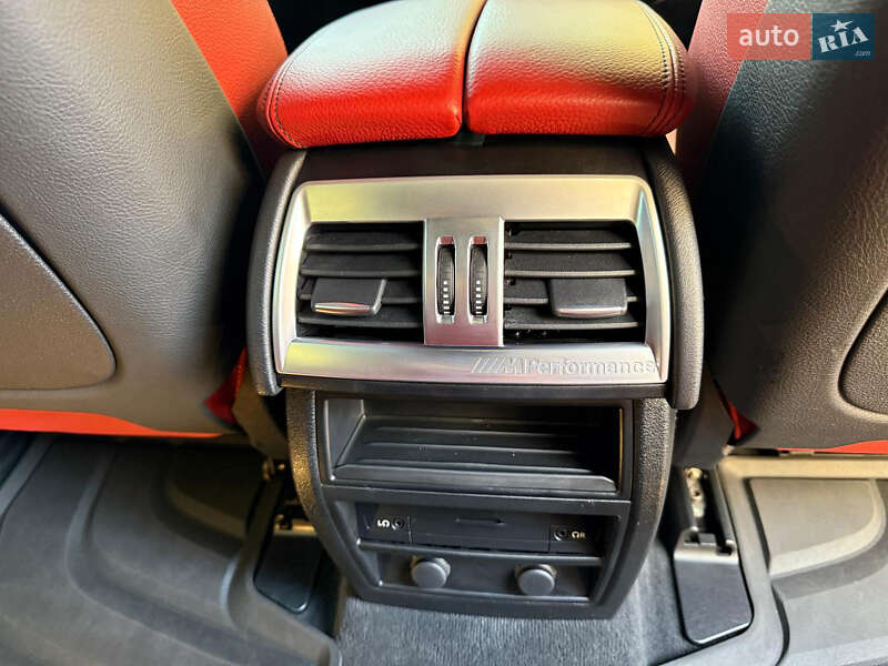 Внедорожник / Кроссовер BMW X6 2014 в Киеве