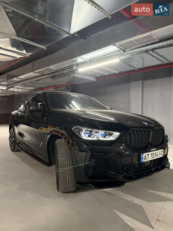 Позашляховик / Кросовер BMW X6 2022 в Івано-Франківську