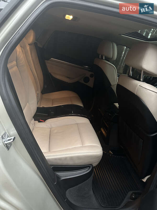 Внедорожник / Кроссовер BMW X6 2009 в Змиеве