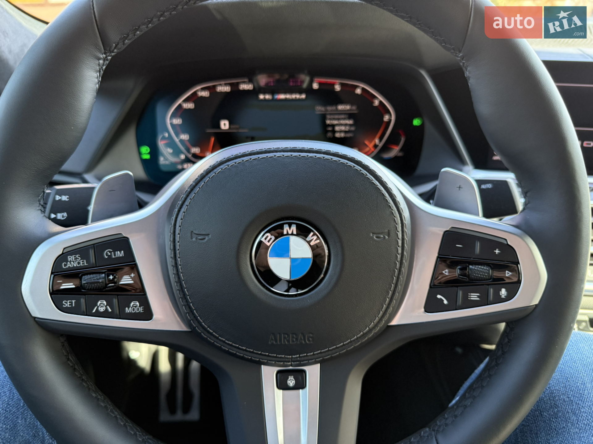2020 BMW X6 - мініатюра 2