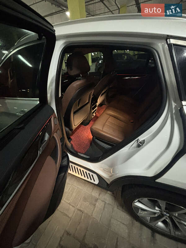 Позашляховик / Кросовер BMW X6 2015 в Києві