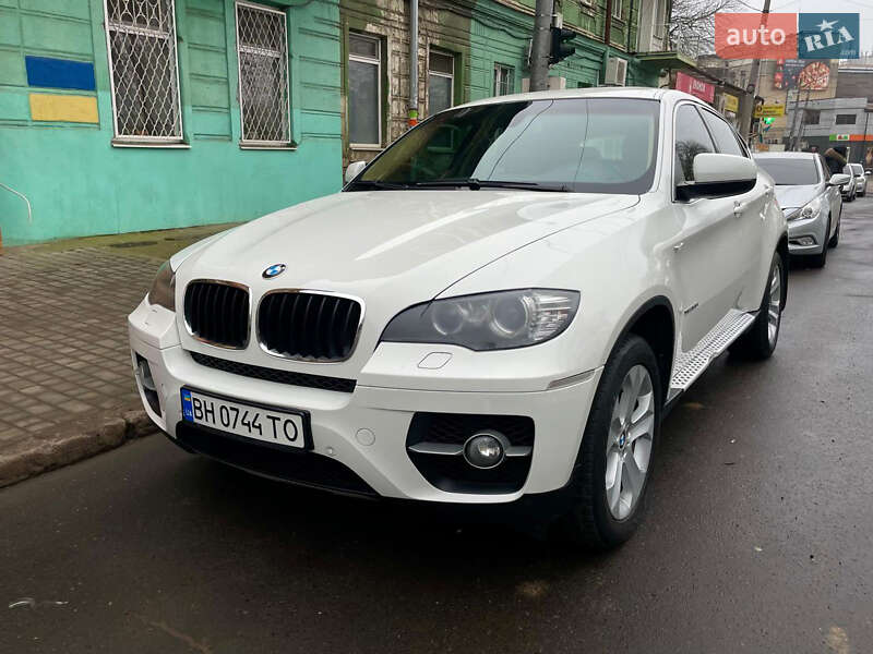 Внедорожник / Кроссовер BMW X6 2008 в Одессе