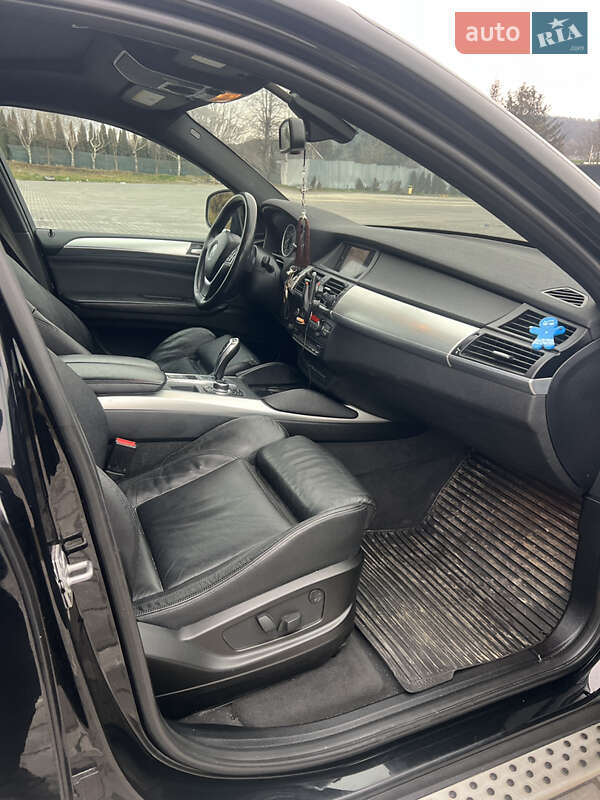 Внедорожник / Кроссовер BMW X6 2011 в Луцке