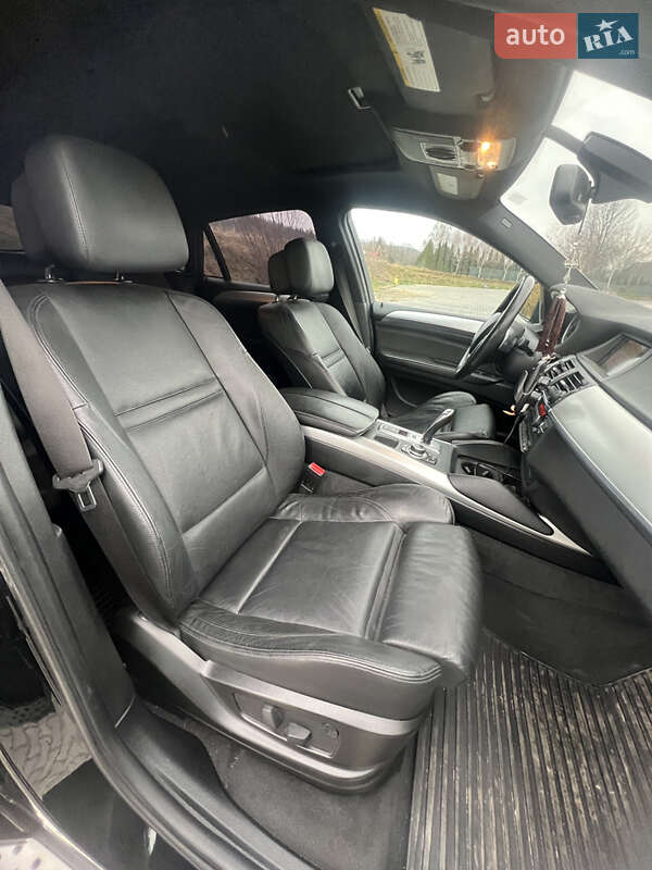 Внедорожник / Кроссовер BMW X6 2011 в Луцке