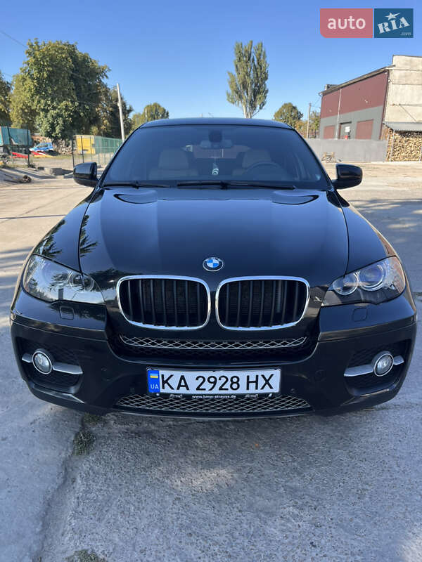 Внедорожник / Кроссовер BMW X6 2010 в Конотопе