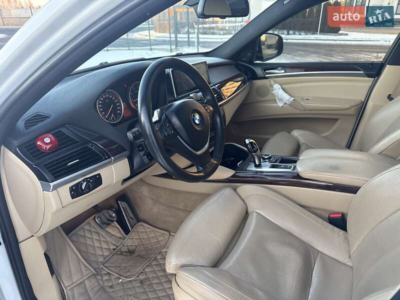 Внедорожник / Кроссовер BMW X6 2010 в Луцке