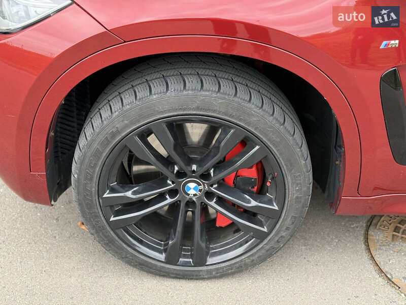 Внедорожник / Кроссовер BMW X6 2016 в Ровно