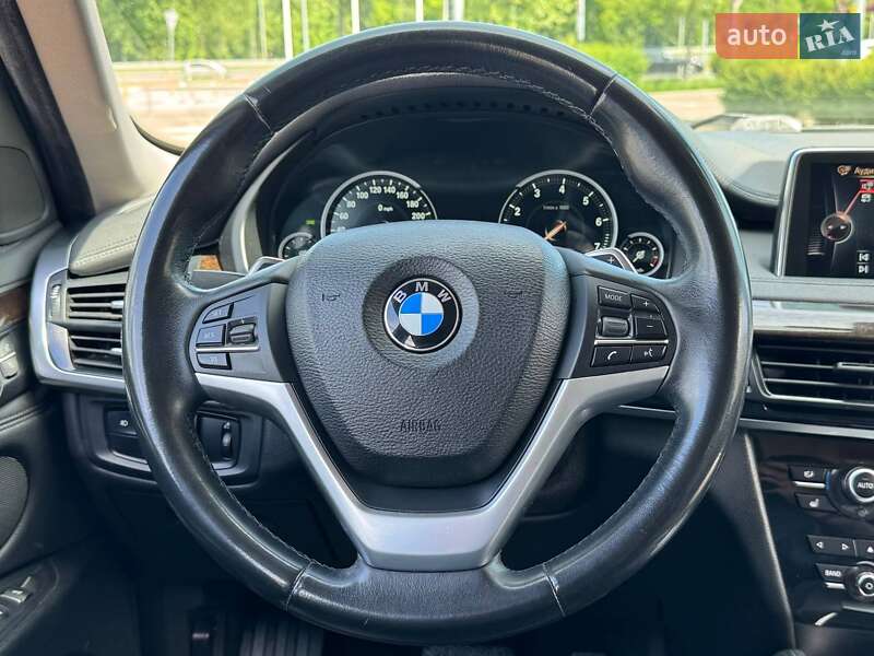 Внедорожник / Кроссовер BMW X6 2016 в Киеве