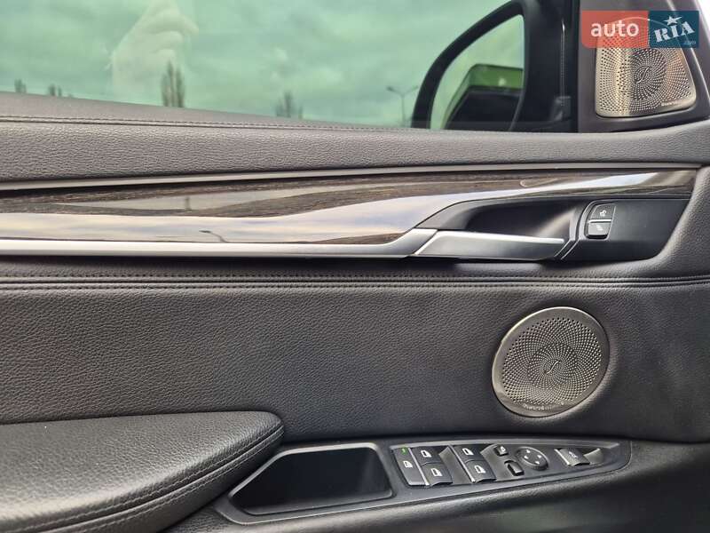 Внедорожник / Кроссовер BMW X6 2015 в Кременчуге