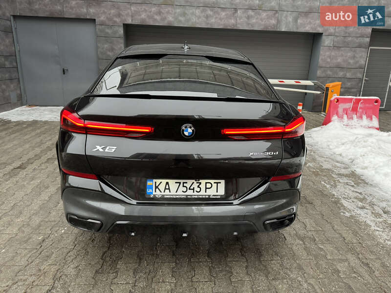 Внедорожник / Кроссовер BMW X6 2022 в Киеве