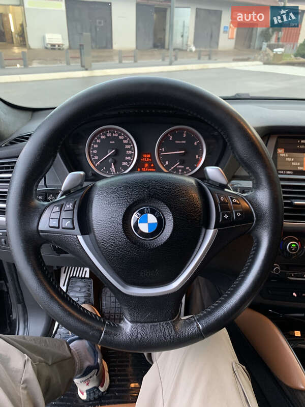 Внедорожник / Кроссовер BMW X6 2009 в Харькове