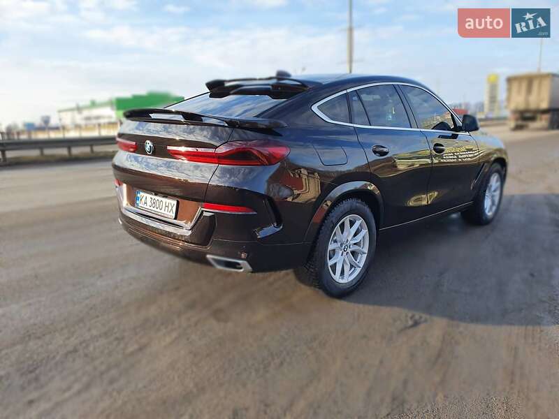 Внедорожник / Кроссовер BMW X6 2021 в Киеве