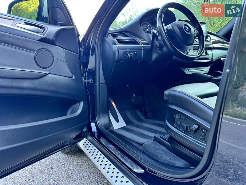 Внедорожник / Кроссовер BMW X6 2013 в Старом Самборе