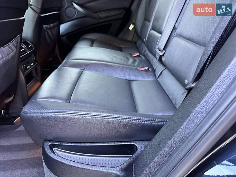 Внедорожник / Кроссовер BMW X6 2013 в Старом Самборе