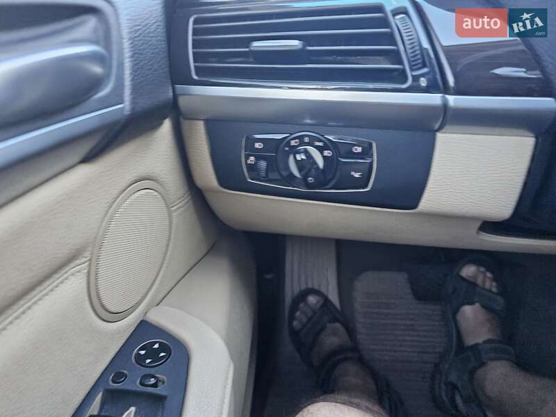 Внедорожник / Кроссовер BMW X6 2012 в Львове