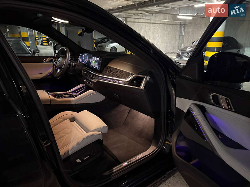 Внедорожник / Кроссовер BMW X6 2024 в Киеве