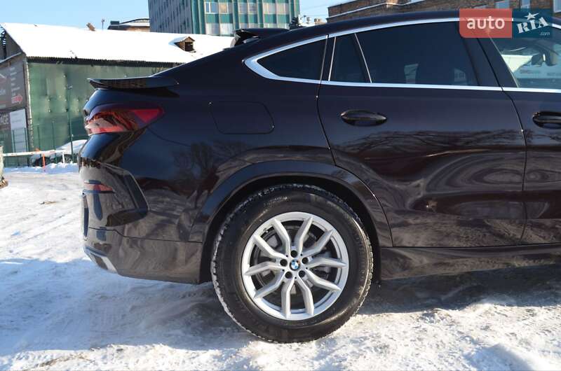 Внедорожник / Кроссовер BMW X6 2021 в Киеве