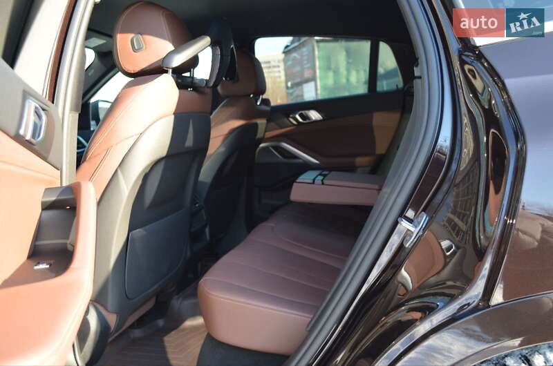 Внедорожник / Кроссовер BMW X6 2021 в Киеве