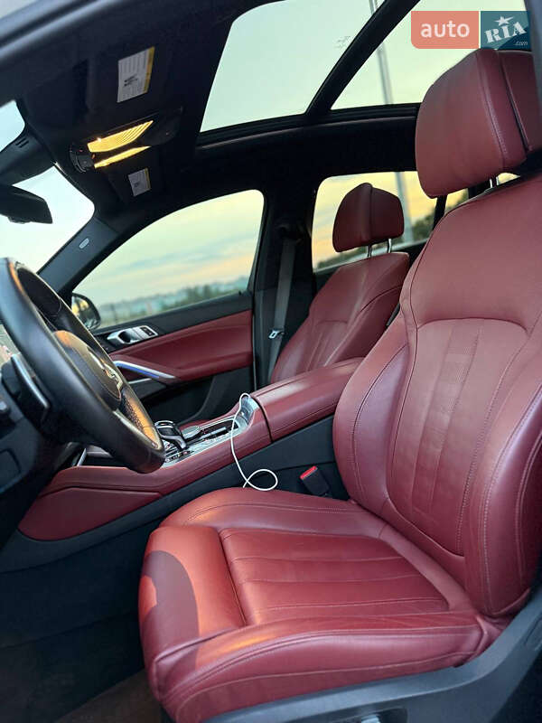 Внедорожник / Кроссовер BMW X6 2020 в Киеве