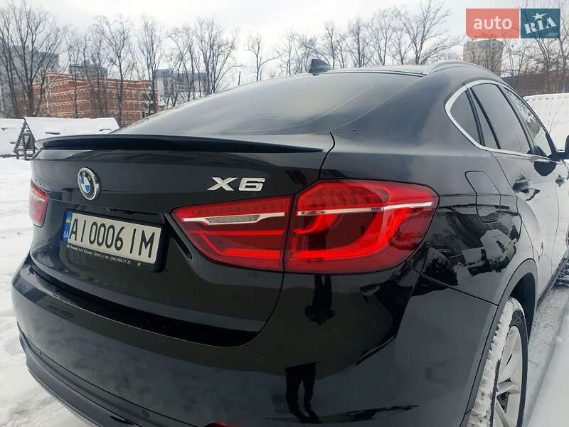 Внедорожник / Кроссовер BMW X6 2016 в Киеве