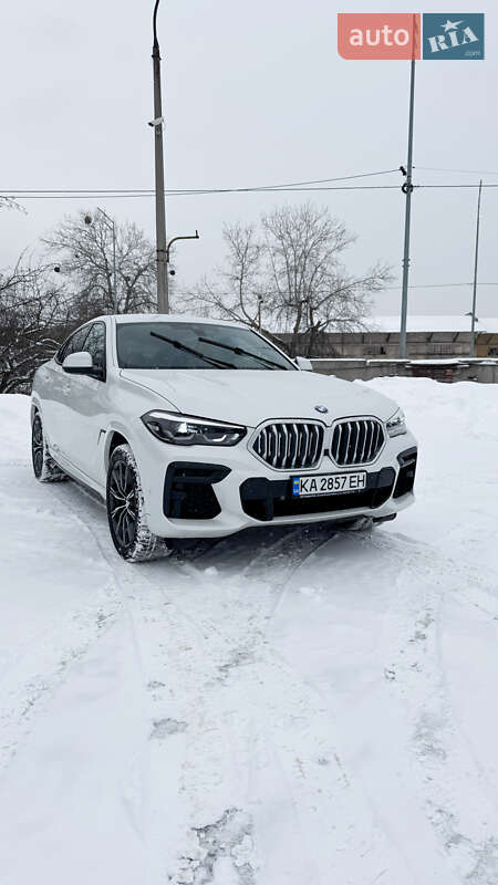 Внедорожник / Кроссовер BMW X6 2021 в Киеве