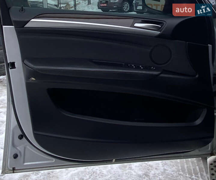 Внедорожник / Кроссовер BMW X6 2012 в Ровно