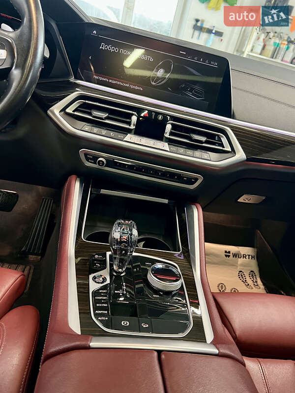 Внедорожник / Кроссовер BMW X6 2021 в Киеве