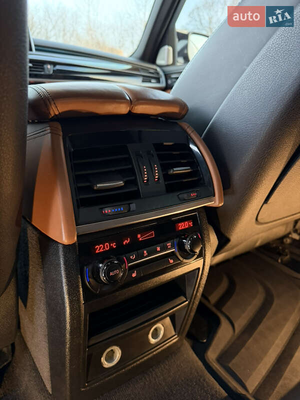 Внедорожник / Кроссовер BMW X6 2016 в Днепре фото 31 Внедорожник / Кроссовер BMW X6 2016 в Днепре