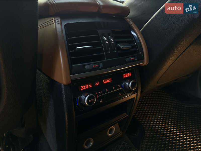 Позашляховик / Кросовер BMW X6 2014 в Івано-Франківську