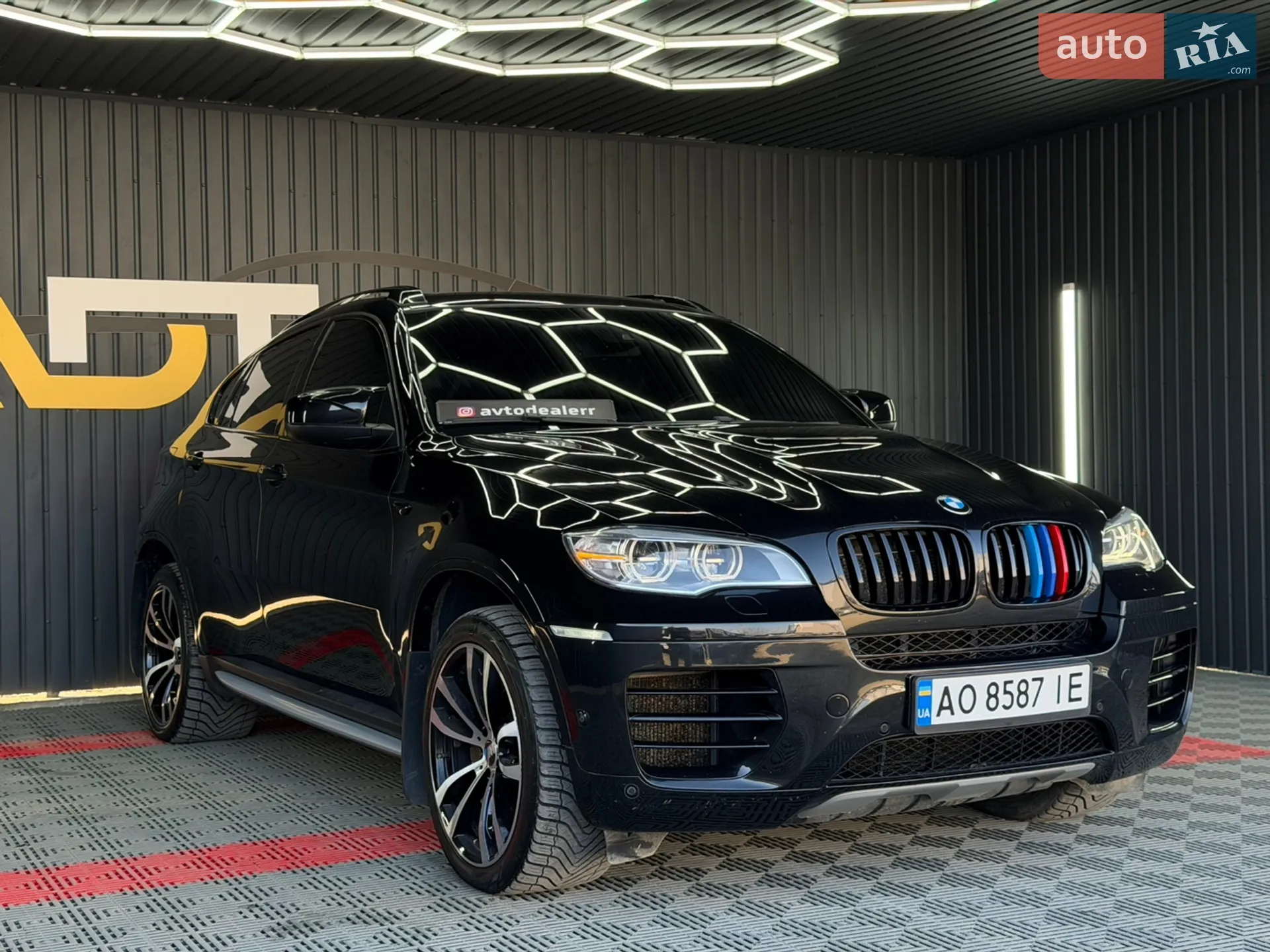 2012 BMW X6 - мініатюра 11
