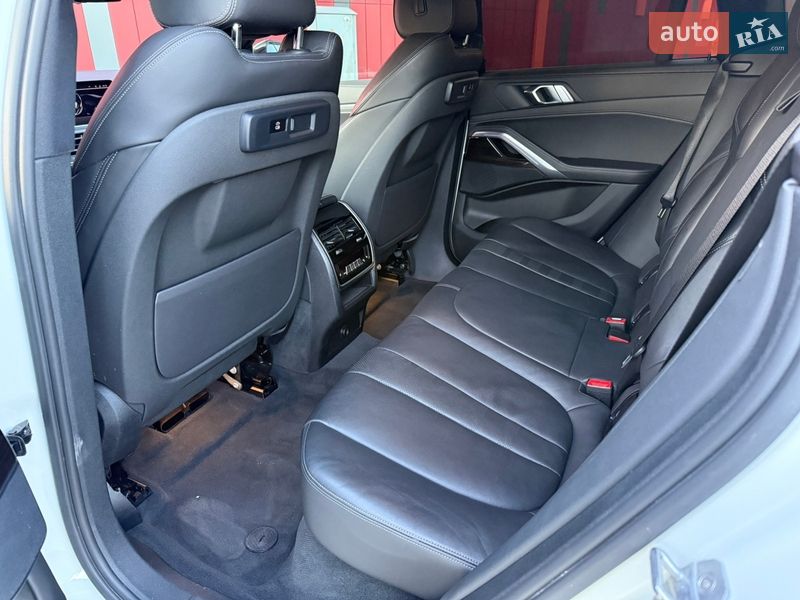 Внедорожник / Кроссовер BMW X6 2020 в Киеве