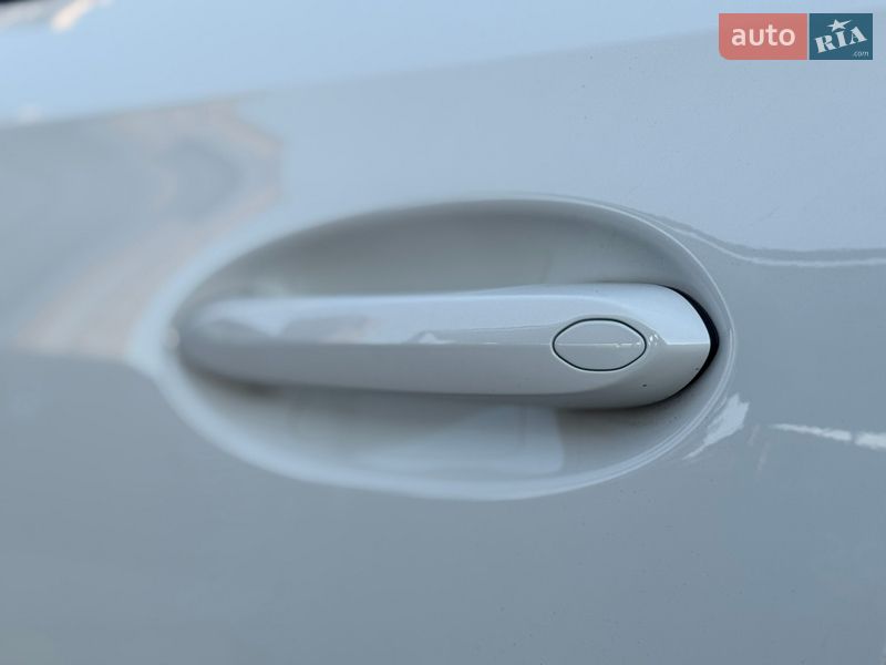 Внедорожник / Кроссовер BMW X6 2022 в Киеве