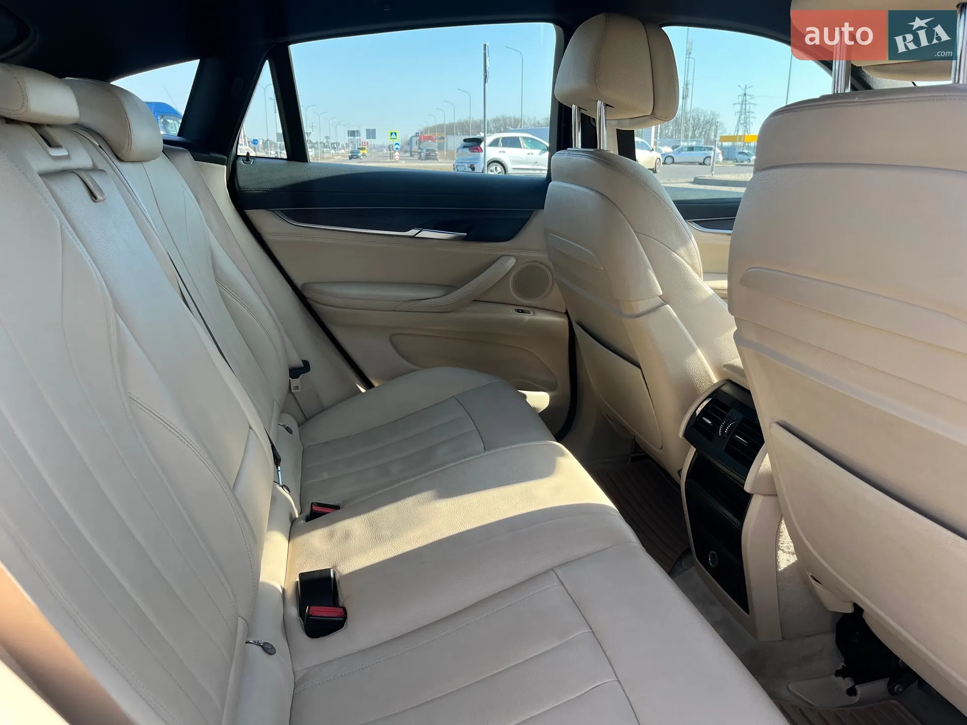 2016 BMW X6 - мініатюра 28