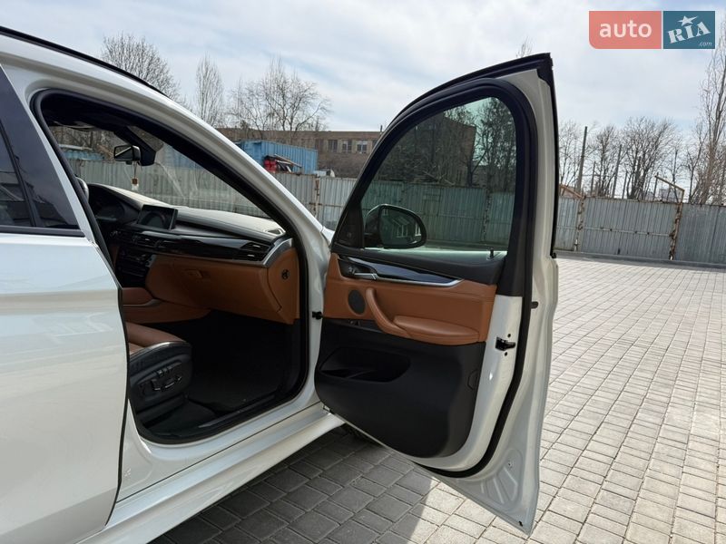 Внедорожник / Кроссовер BMW X6 2015 в Одессе