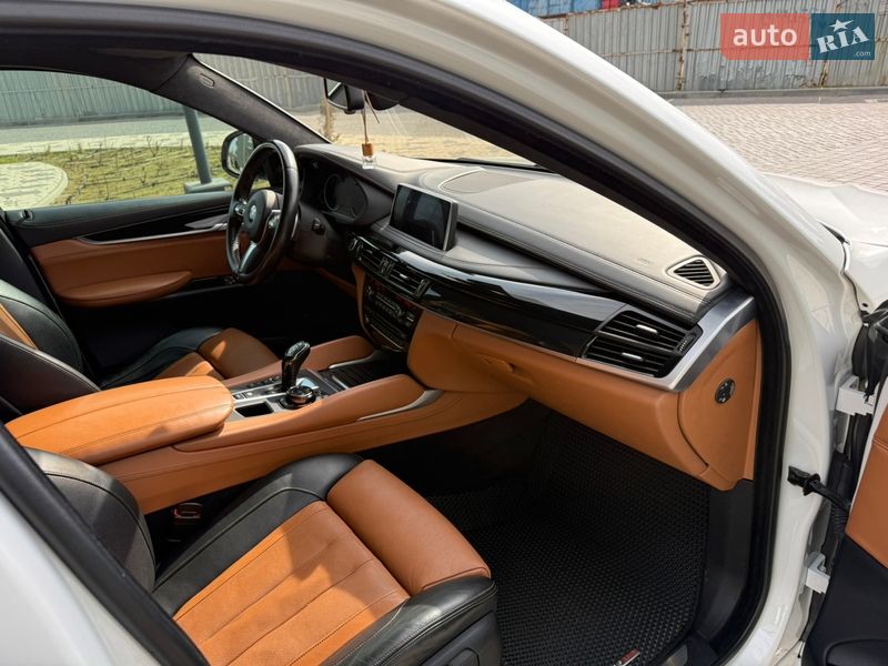 Внедорожник / Кроссовер BMW X6 2015 в Одессе