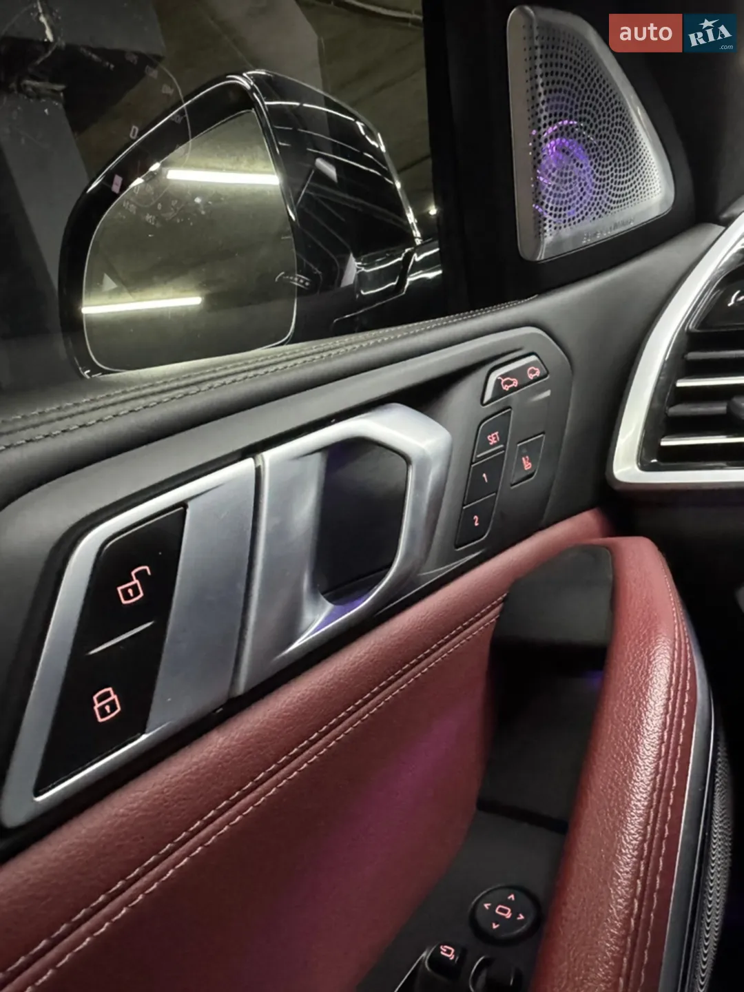 2021 BMW X6 - мініатюра 37
