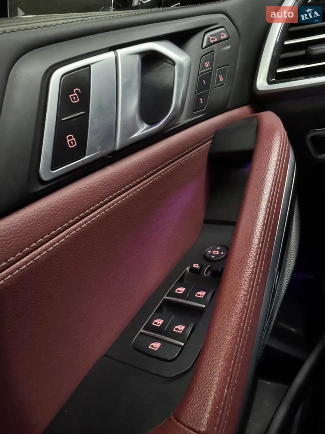 2021 BMW X6 - мініатюра 38