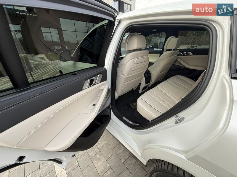 Внедорожник / Кроссовер BMW X6 2024 в Ужгороде