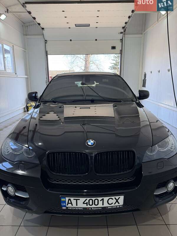 Позашляховик / Кросовер BMW X6 2010 в Івано-Франківську