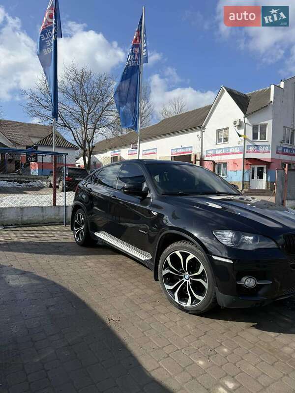 Позашляховик / Кросовер BMW X6 2010 в Івано-Франківську